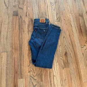 Levi’s 721 High Rise Skinny Jeans - Dark Wash - Size 27